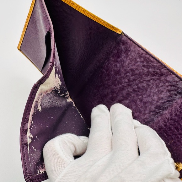 Louis Vuitton Epi Wallet - Picture 13 of 13